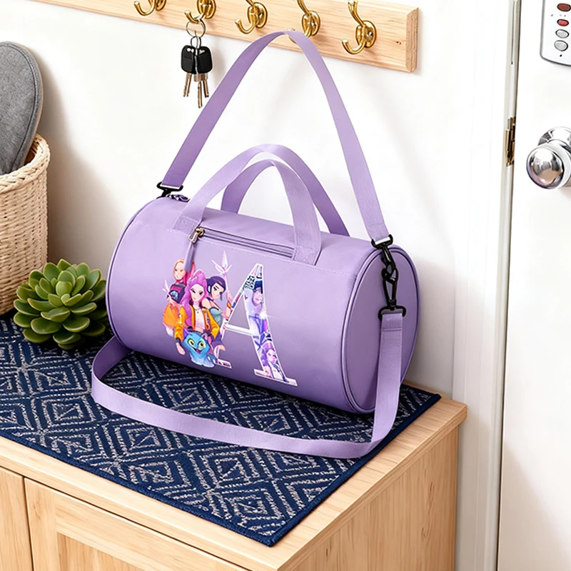 KPop Demon Hunters Luggage Bag Cartoon Letters A-Z Crossbody Bag Large Capacity Portable Travel Bag Children's Birthday Gift
KPop Demon Hunters Luggage Bag Cartoon Letters A-Z Crossbody Bag Large Capacity Portable Travel Bag Children's Birthday Gift