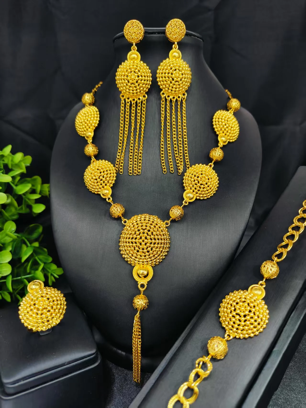 Luxury Flower Necklace Sets For Women Wedding Dubai Gold Plated African Jewelry Set Indian Jewellery Anniversary Gifts
Luxury Flower Necklace Sets For Women Wedding Dubai Gold Plated African Jewelry Set Indian Jewellery Anniversary Gifts