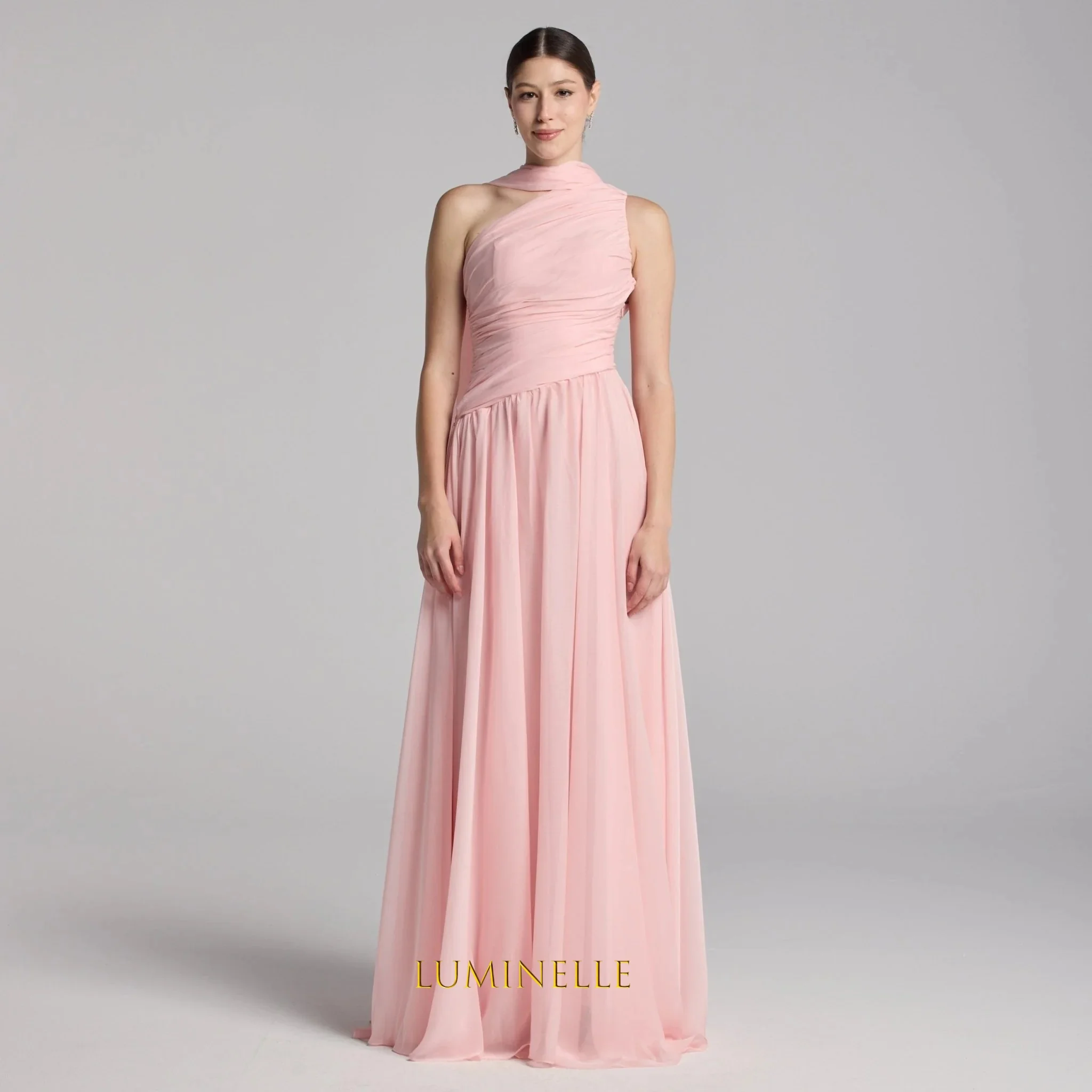 Chiffon Pink Evening Dresses Halter Shawl A-line فساتين سهرة Ruched Sleeveless Summer Party Dress for Women Customized 2026
Chiffon Pink Evening Dresses Halter Shawl A-line فساتين سهرة Ruched Sleeveless Summer Party Dress for Women Customized 2026
