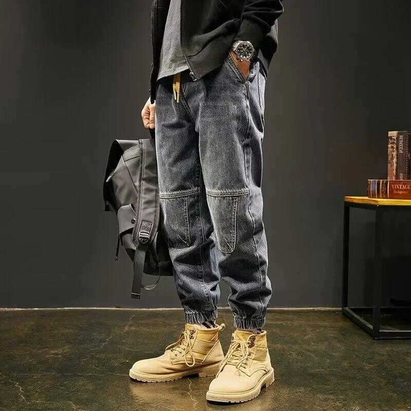 Весенние мужские джинсы свободного покроя с эластичными манжетами, американские облегающие прямые повседневные брюки Харлан со средней талией на молнии Faion Urban
Весенние мужские джинсы свободного покроя с эластичными манжетами, американские облегающие прямые повседневные брюки Харлан со средней талией на молнии Faion Urban