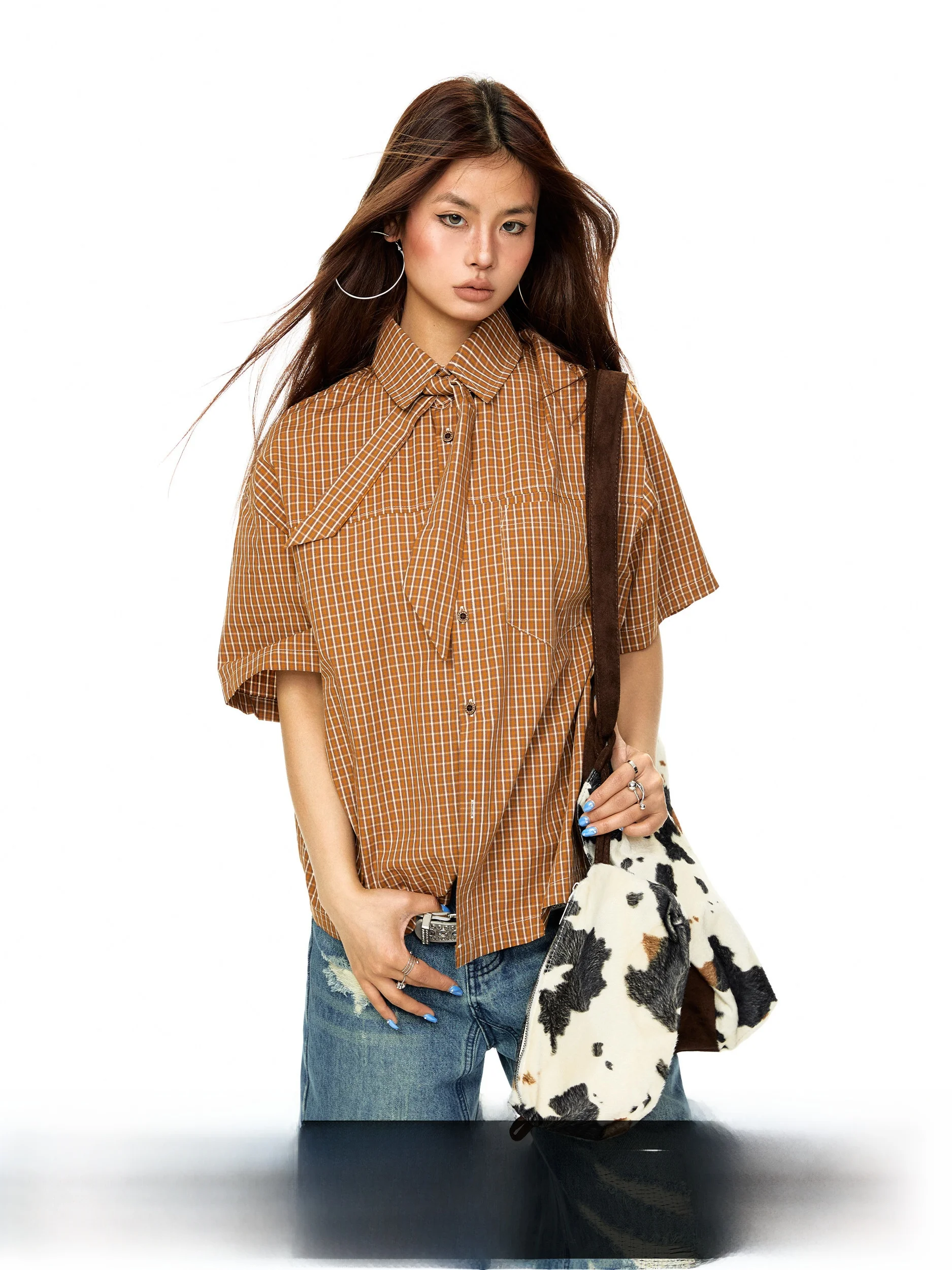 Retro Street Style Color Block Plaid Collar Shirt Women Summer American Loose Casual Half Sleeve Top Soft Comfortable Co...
Retro Street Style Color Block Plaid Collar Shirt Women Summer American Loose Casual Half Sleeve Top Soft Comfortable Co...
