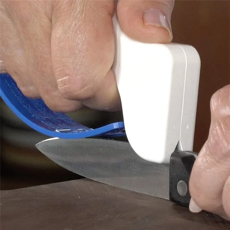 BYBS-2Pack Kitchen Knifes Sharpener Handheld Carbide Tipped Blade Sharpener Sharpens Knives & Scissors
BYBS-2Pack Kitchen Knifes Sharpener Handheld Carbide Tipped Blade Sharpener Sharpens Knives & Scissors