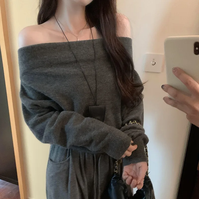 Laid-back style one-shoulder loose knitted women's thin and slimming off-the-shoulder sweater for autumn and winter
Laid-back style one-shoulder loose knitted women's thin and slimming off-the-shoulder sweater for autumn and winter