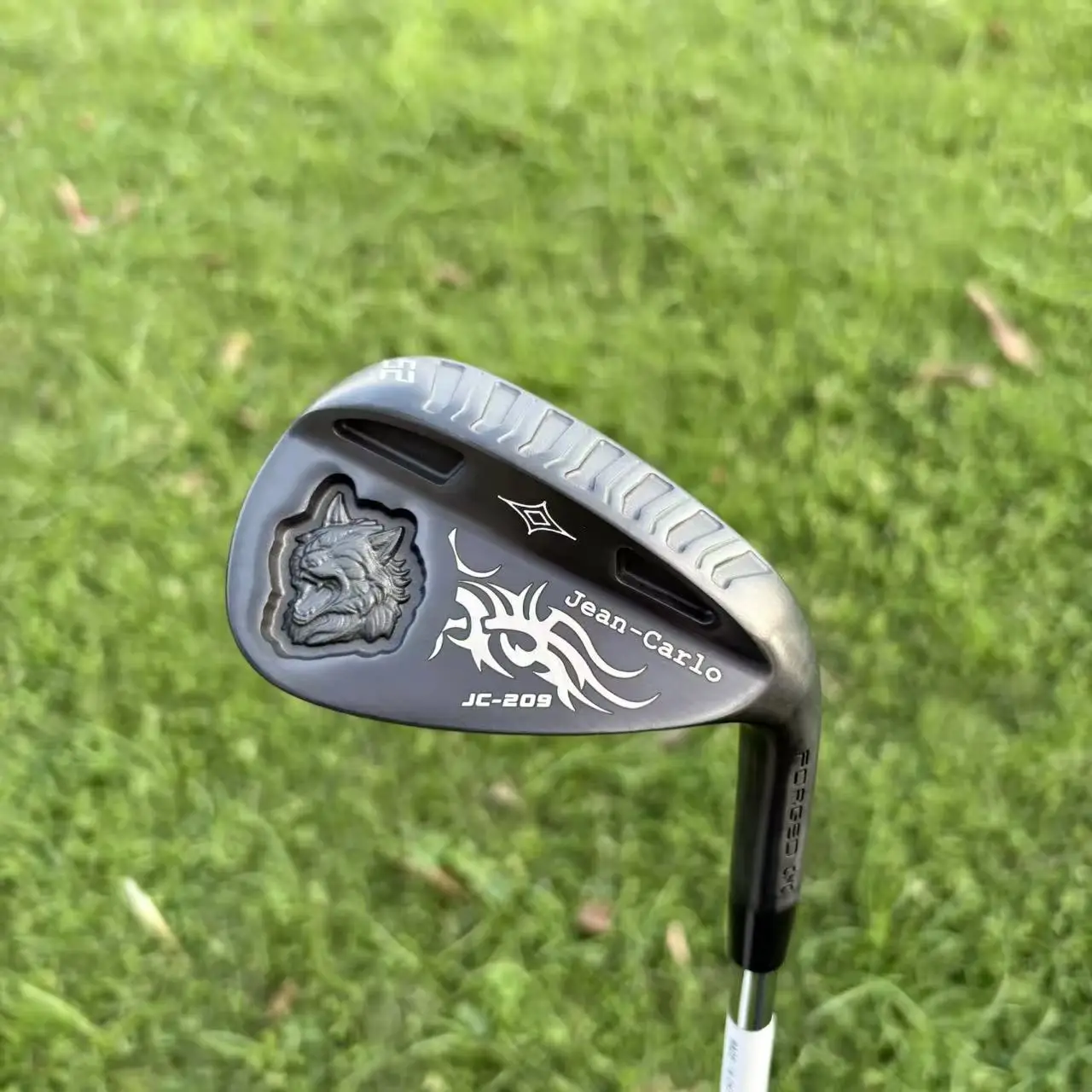 Jean Carlo Stainless Steel Golf Wedge Easy High Spin Greenside Chip Wedge Degree with Milled Face for Men Women
Jean Carlo Stainless Steel Golf Wedge Easy High Spin Greenside Chip Wedge Degree with Milled Face for Men Women