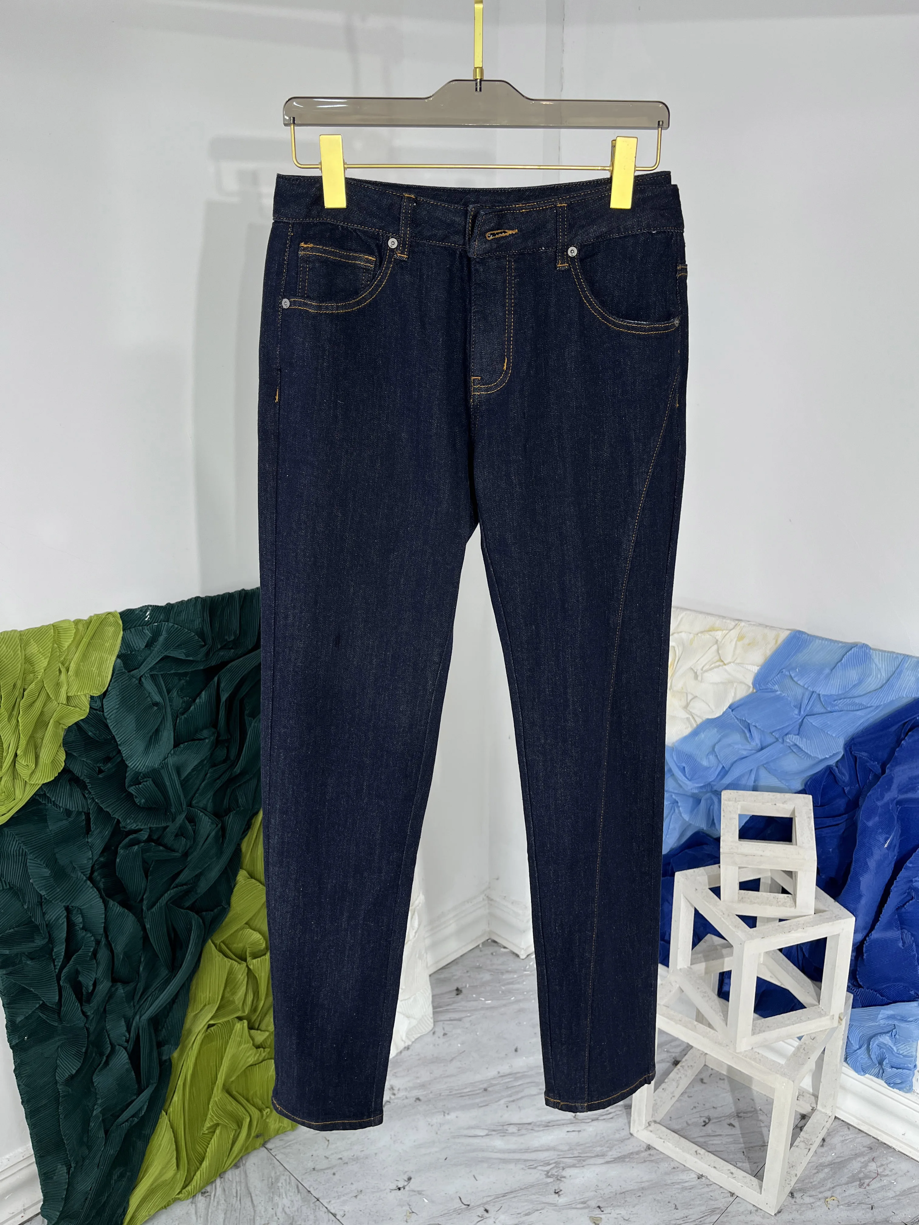 2024 Spring Brand New Designer Fashion Men's High Quality Casual Jeans C302
2024 Spring Brand New Designer Fashion Men's High Quality Casual Jeans C302