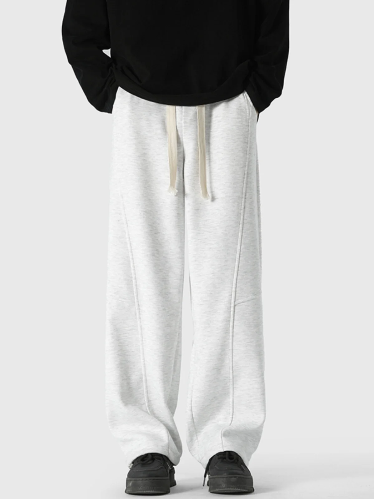 Белые повседневные брюки с цветочным принтом в американском стиле для мужчин, весенне-осенние, широкие спортивные брюки, модные молодежные брюки от трендового бренда
Белые повседневные брюки с цветочным принтом в американском стиле для мужчин, весенне-осенние, широкие спортивные брюки, модные молодежные брюки от трендового бренда