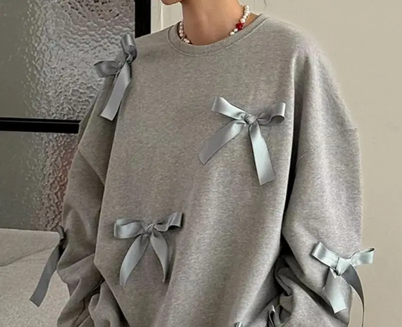 New Winter/autumn Style Three-dimensional Bow Tie Plain Color Fleece Thickened Pullover Hoodie
New Winter/autumn Style Three-dimensional Bow Tie Plain Color Fleece Thickened Pullover Hoodie