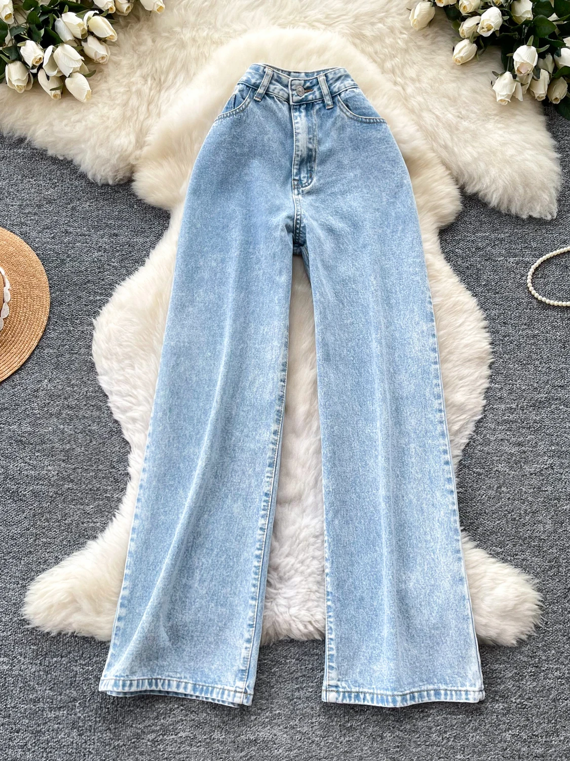 Retro High Waist Classic Denim Casual Washed Wide Leg Pants Women's Loose Slimming Embroidered Versatile Long Trousers
Retro High Waist Classic Denim Casual Washed Wide Leg Pants Women's Loose Slimming Embroidered Versatile Long Trousers