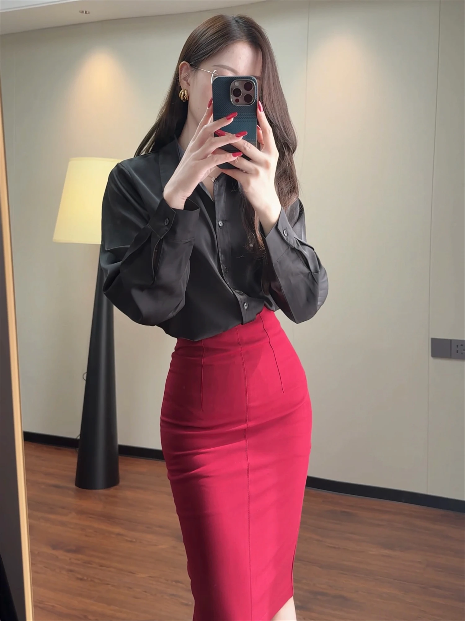 Elegant Long Sleeve Women's Shirt 2025 Spring Autumn New Style Slim Fit Versatile Commute Top OL Business Fashion
Elegant Long Sleeve Women's Shirt 2025 Spring Autumn New Style Slim Fit Versatile Commute Top OL Business Fashion