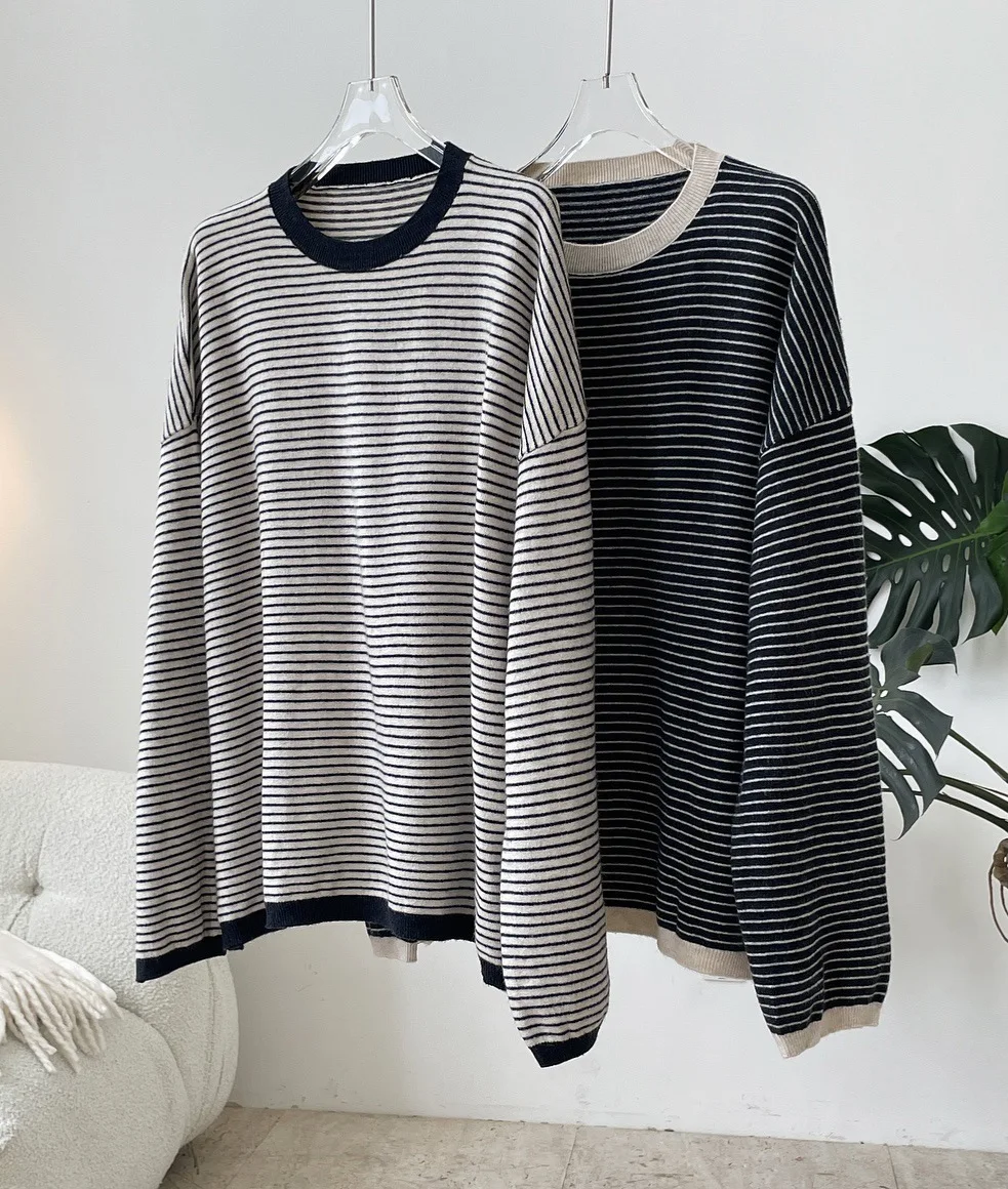 Autumn and Winter Retro Casual Stripe Round Neck Sweater Knitted Cashmere Pullover Loose Top for Women
Autumn and Winter Retro Casual Stripe Round Neck Sweater Knitted Cashmere Pullover Loose Top for Women