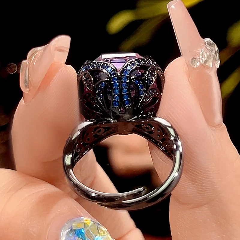 Adjustable Vintage Black Gold Plated Ring with Large Hexagonal Cut Purple Cubic Zirconia Cocktail for Women Fashion Jewelry Gift
Adjustable Vintage Black Gold Plated Ring with Large Hexagonal Cut Purple Cubic Zirconia Cocktail for Women Fashion Jewelry Gift