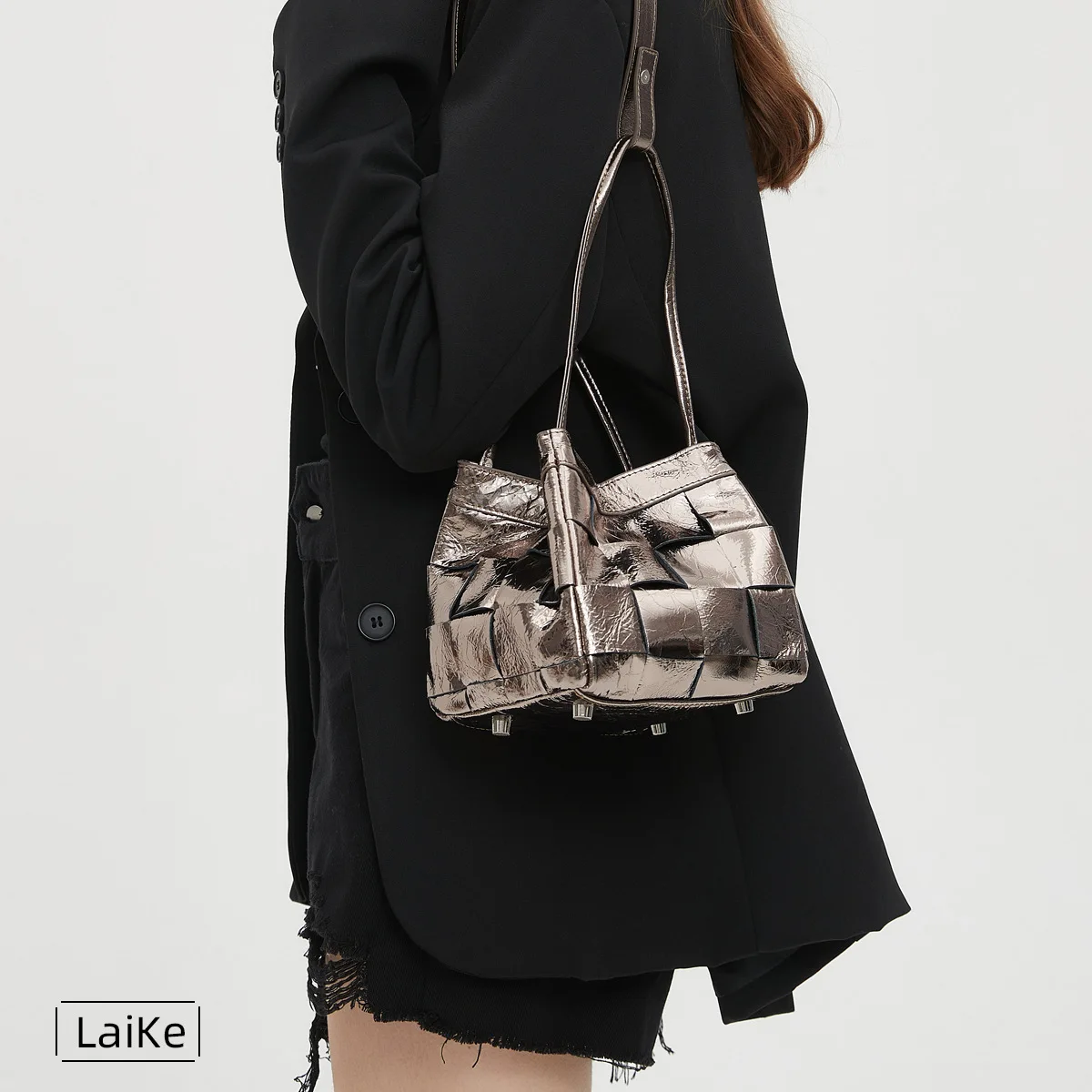 YIFAN Hand-made Knitted Leather Bag , Fashionable Soft Cowhide Tote Bag Korean Style Crossbody Basket Handbag Leather
YIFAN Hand-made Knitted Leather Bag , Fashionable Soft Cowhide Tote Bag Korean Style Crossbody Basket Handbag Leather