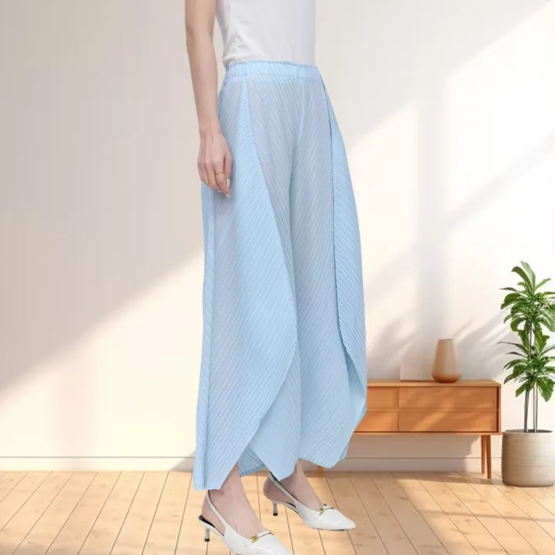 2025 Spring New Miyake Pleated Designer Models Women's Pants Light Breathable Solid Color High Waist Thin Casual Commuter Pants
2025 Spring New Miyake Pleated Designer Models Women's Pants Light Breathable Solid Color High Waist Thin Casual Commuter Pants