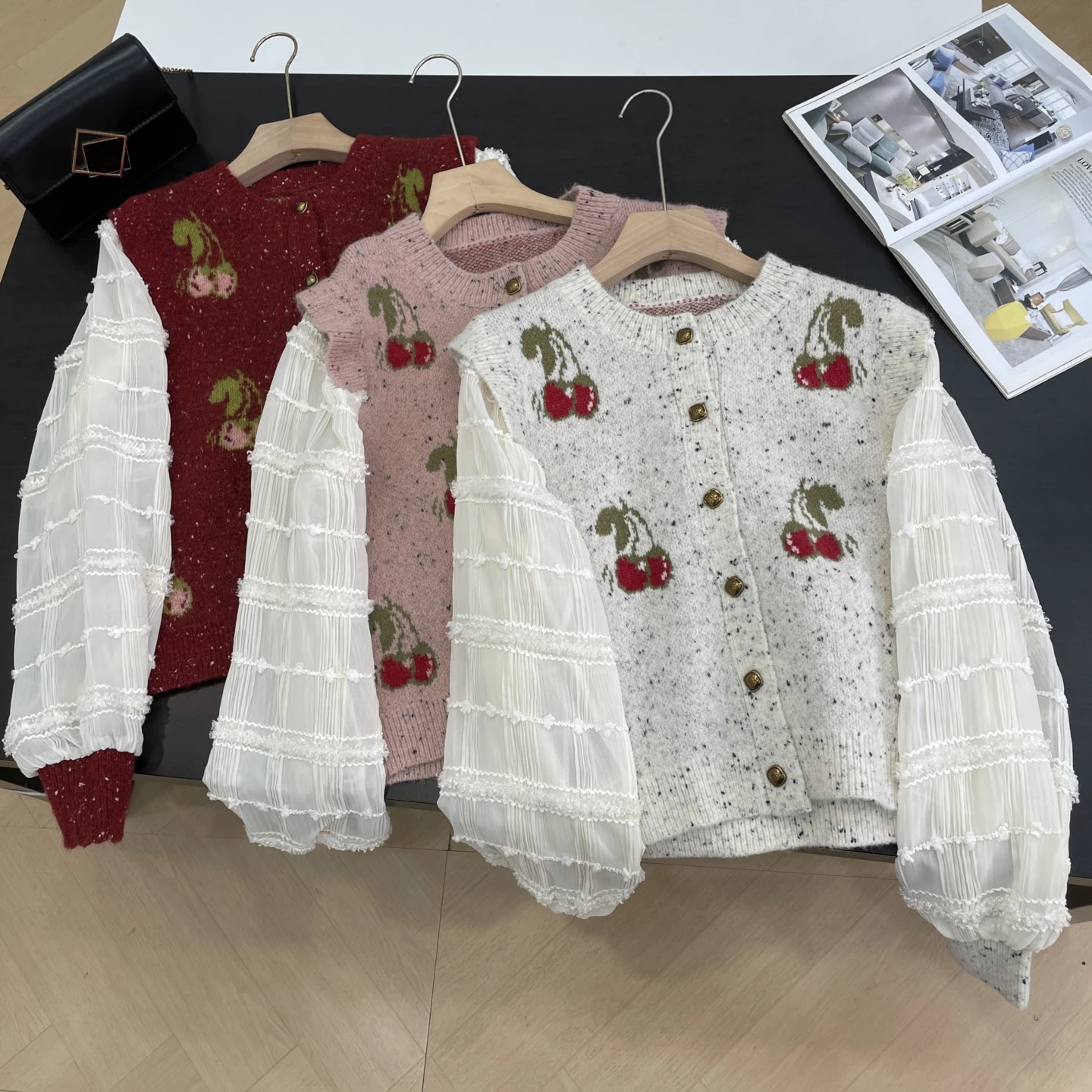 Новый китайский свитер с открытым кардиганом Sle Bubble Sve, женский модный универсальный топ, осенне-зимний длинный свитер прямого кроя
Новый китайский свитер с открытым кардиганом Sle Bubble Sve, женский модный универсальный топ, осенне-зимний длинный свитер прямого кроя