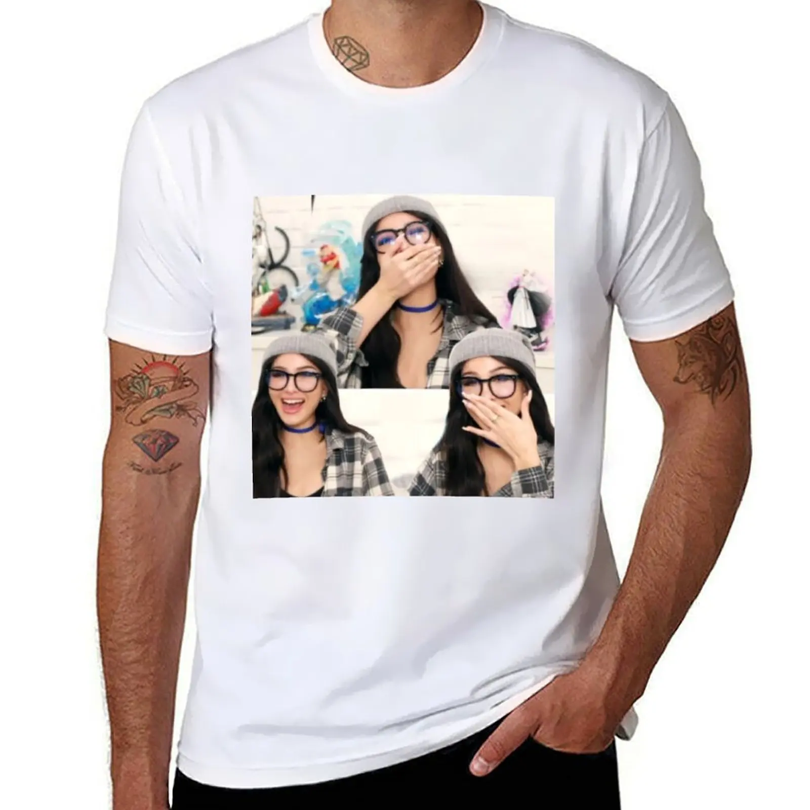 Sssniperwolf laughing collage T-Shirt t shirts for man cotton man t shirts high quality luxury brand T-Shirt
Sssniperwolf laughing collage T-Shirt t shirts for man cotton man t shirts high quality luxury brand T-Shirt