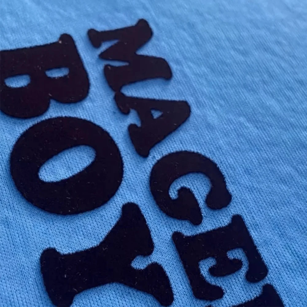 Теплопередача, одноцветная флокированная термопереносная этикетка, 3D флокированная этикетка с горячим тиснением, мягкая этикетка, тканевая нагрудная этикетка, индивидуальный брендовый логотип 
Теплопередача, одноцветная флокированная термопереносная этикетка, 3D флокированная этикетка с горячим тиснением, мягкая этикетка, тканевая нагрудная этикетка, индивидуальный брендовый логотип