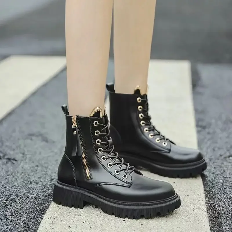 Platform Woman Short Shoes Fashion 2024 Booties Chunky Ankle Boots for Women Biker Chic and Elegant Autumn Designer Luxury Pu 39
Platform Woman Short Shoes Fashion 2024 Booties Chunky Ankle Boots for Women Biker Chic and Elegant Autumn Designer Luxury Pu 39