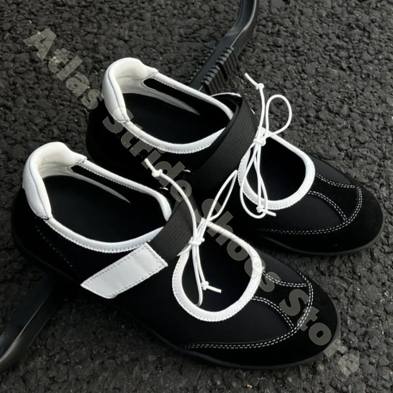 Women Black Suede Patchwork Leather Sneakers Velcro Strap Contrast White Trim Round Toe Cushion Insole Casual Walking Shoes
Women Black Suede Patchwork Leather Sneakers Velcro Strap Contrast White Trim Round Toe Cushion Insole Casual Walking Shoes