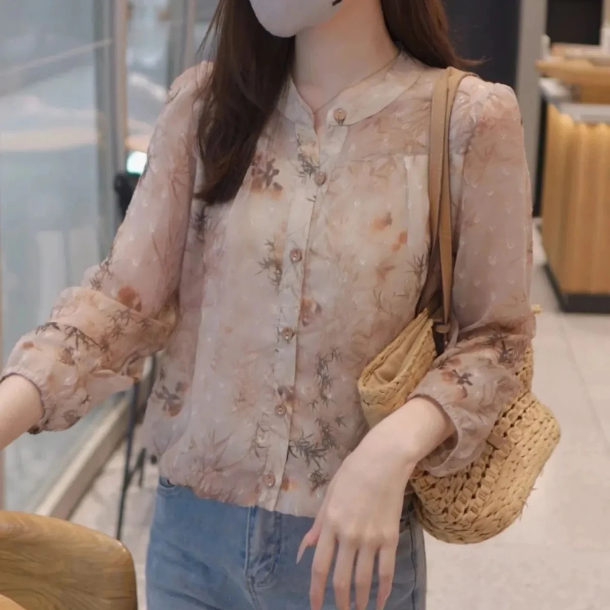 Fashionable Thin Outerwear Shirt Summer New Arrival 2026 Vintage High-End Feel Open Cardigan Sun Protection Women's Shirt
Fashionable Thin Outerwear Shirt Summer New Arrival 2026 Vintage High-End Feel Open Cardigan Sun Protection Women's Shirt