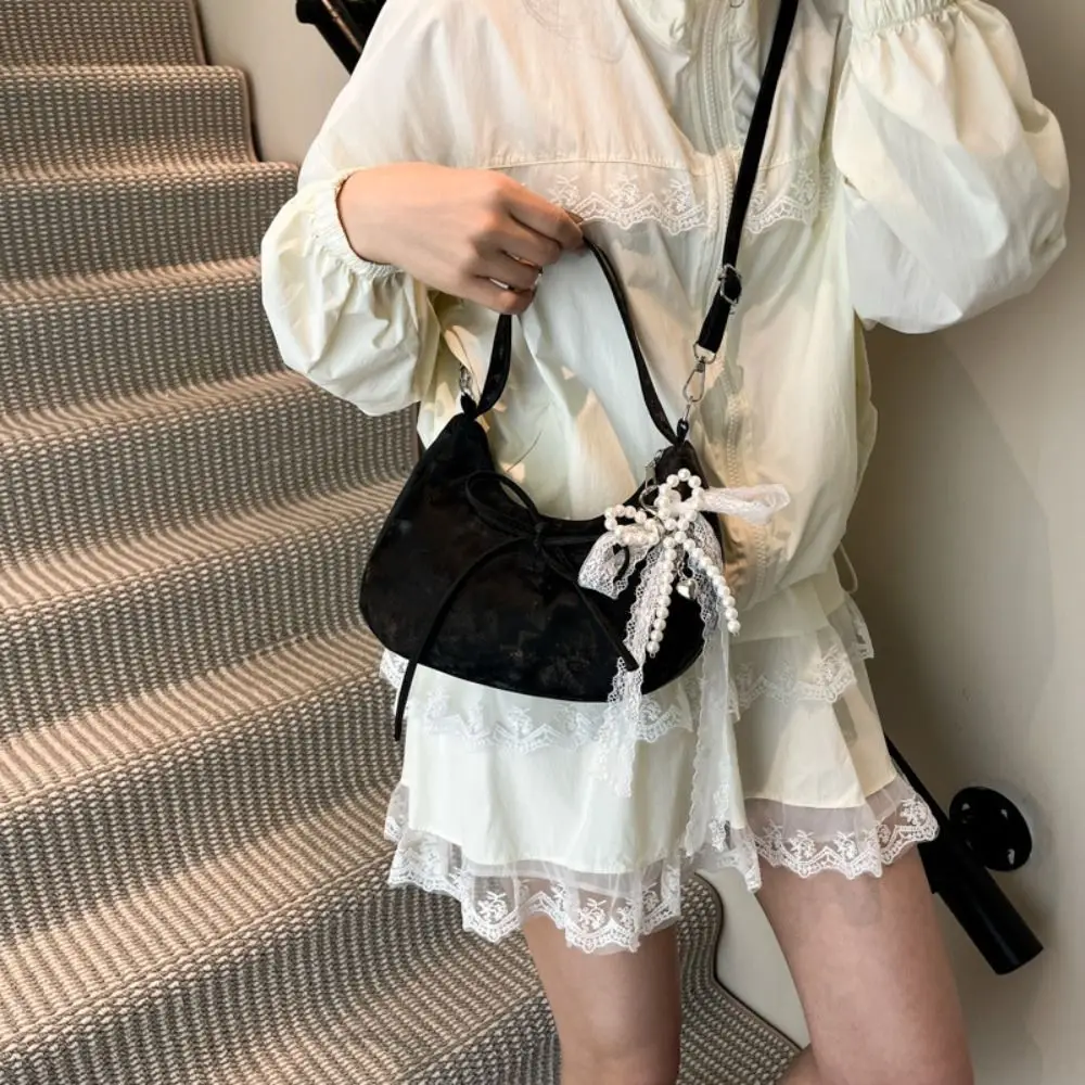 Large Capacity Bow Shoulder Bag Lace Pearl Pendant Korean Style PU Hobo Bag Handbag Solid Color French Style Handbag Shopping
Large Capacity Bow Shoulder Bag Lace Pearl Pendant Korean Style PU Hobo Bag Handbag Solid Color French Style Handbag Shopping