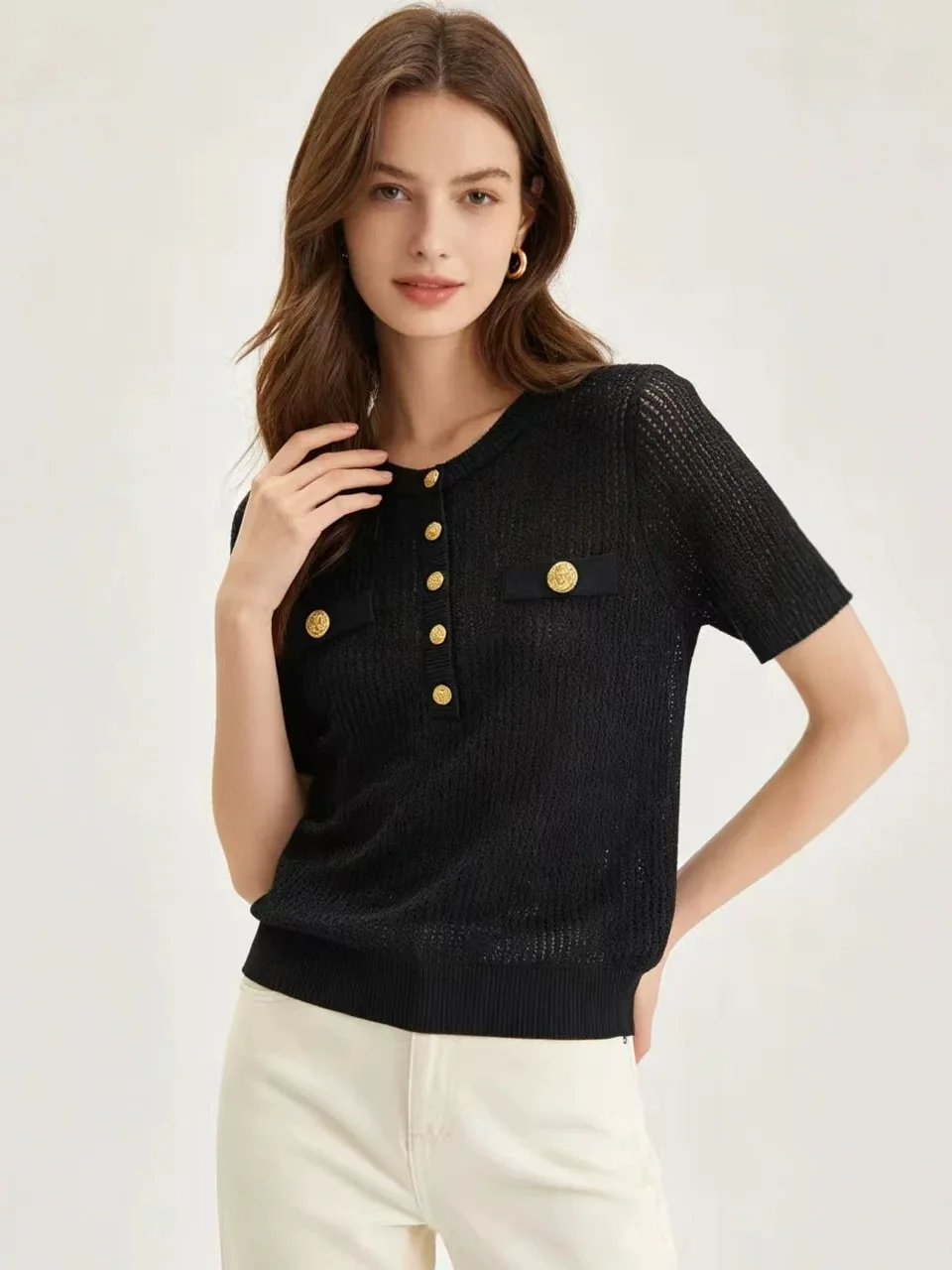 High-End Version Paris Fashion Short Sleeve Hollow out Knitted Top Women's Slim Fit Style Golden Buckle Summer Eurodress
High-End Version Paris Fashion Short Sleeve Hollow out Knitted Top Women's Slim Fit Style Golden Buckle Summer Eurodress