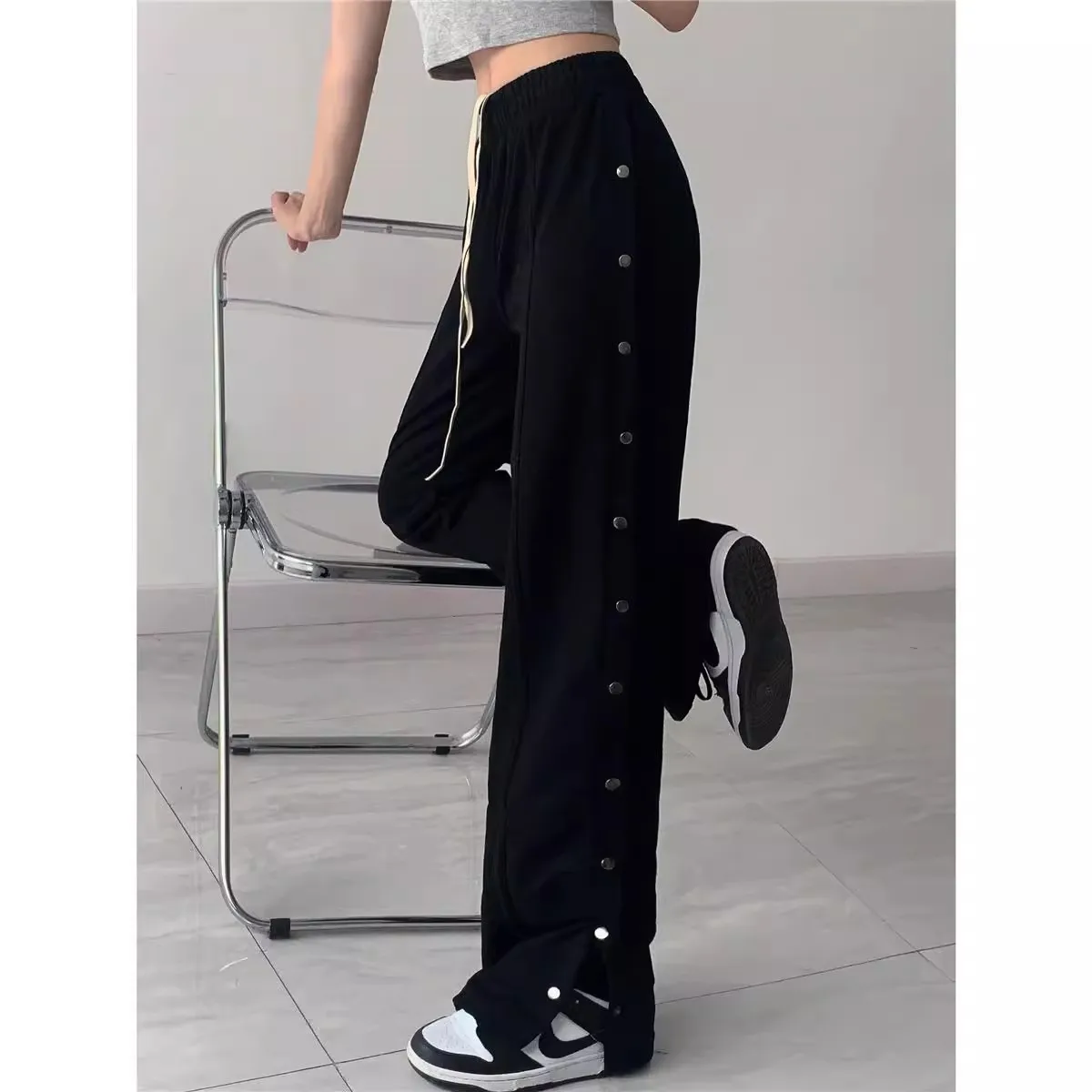 Loose Fit American Sle Men's Cargo Pants Autumn Winter High Waist Wide Leg Dstring Split Design Comfortable Breathable
Loose Fit American Sle Men's Cargo Pants Autumn Winter High Waist Wide Leg Dstring Split Design Comfortable Breathable