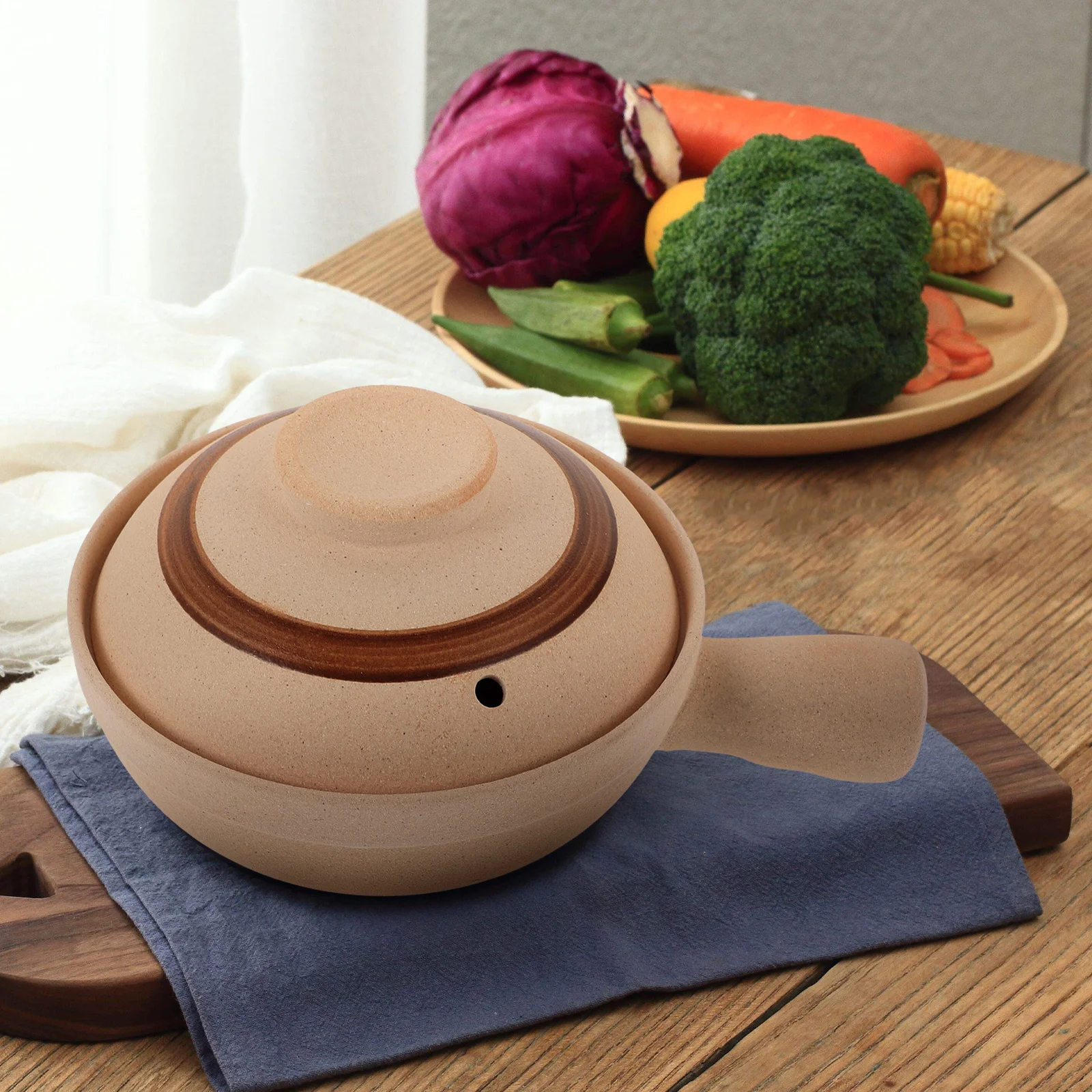 Mini Earthenware Cooking Pot Smooth Surface Easy Clean for Braised Chicken Stew Hot Pot Restaurant Snack Bar Tool
Mini Earthenware Cooking Pot Smooth Surface Easy Clean for Braised Chicken Stew Hot Pot Restaurant Snack Bar Tool