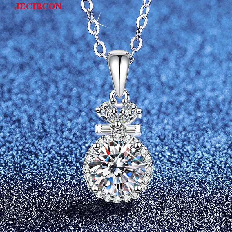 JECIRCON 1 Carat Moissanite Necklace for Women, S925 Sterling Silver Shiny Wishing Bottle Round Pendant Clavicle Chain with GRA
JECIRCON 1 Carat Moissanite Necklace for Women, S925 Sterling Silver Shiny Wishing Bottle Round Pendant Clavicle Chain with GRA