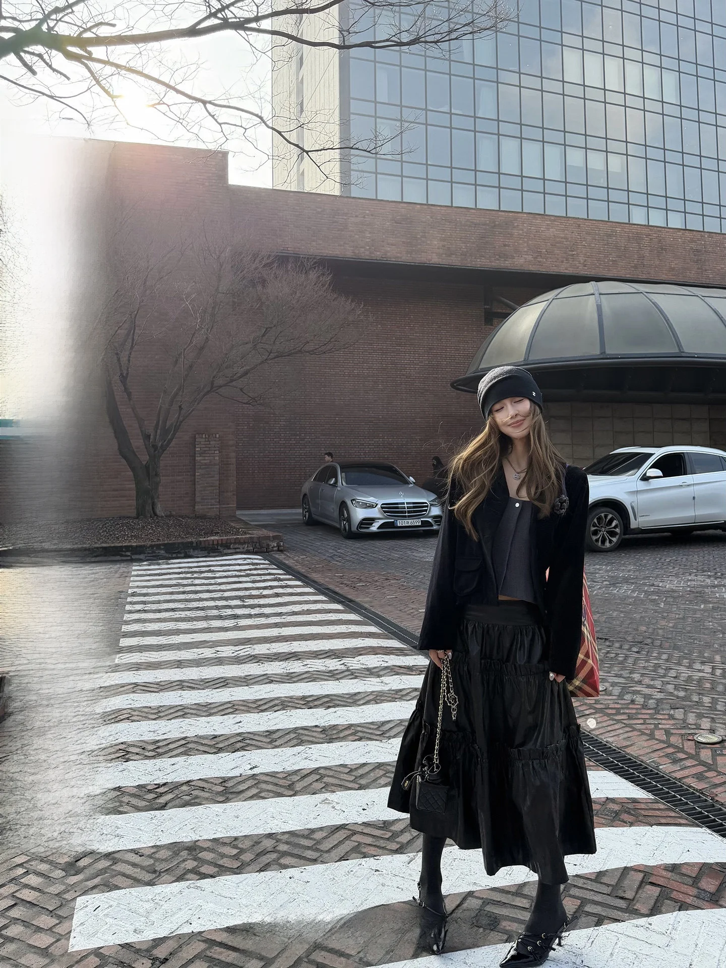 Черная кожаная юбка-плиссе макси с высокой талией, универсальная, повседневная, для женщин, для неформальных мероприятий
Черная кожаная юбка-плиссе макси с высокой талией, универсальная, повседневная, для женщин, для неформальных мероприятий