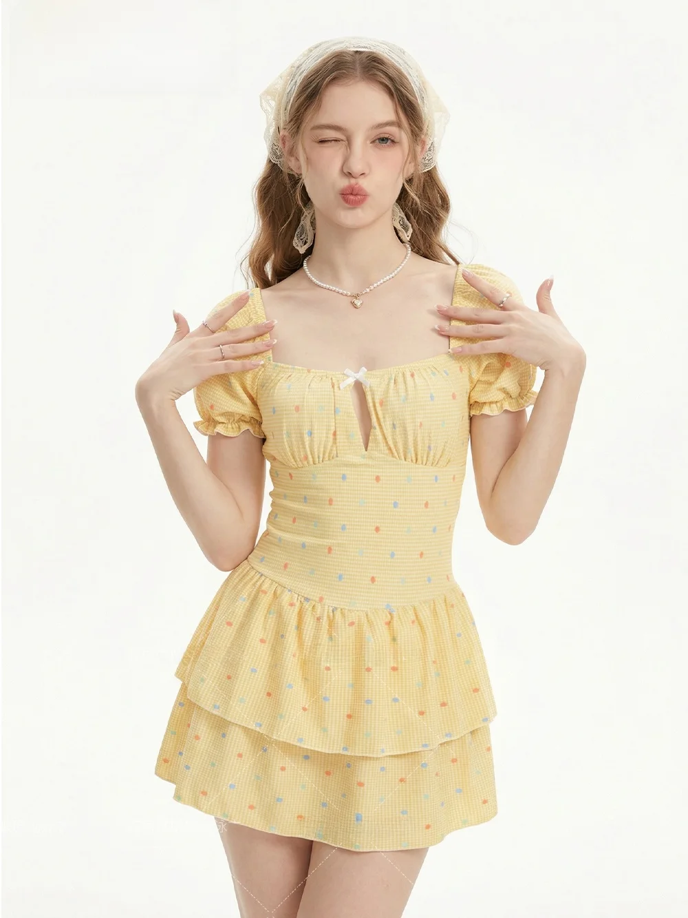 Floral House Girl Beautiful One-Piece Swimsuit Women's 2026 New Style Hide Belly Slimming Girl Vacation Hot Spring Swimwear
Floral House Girl Beautiful One-Piece Swimsuit Women's 2026 New Style Hide Belly Slimming Girl Vacation Hot Spring Swimwear