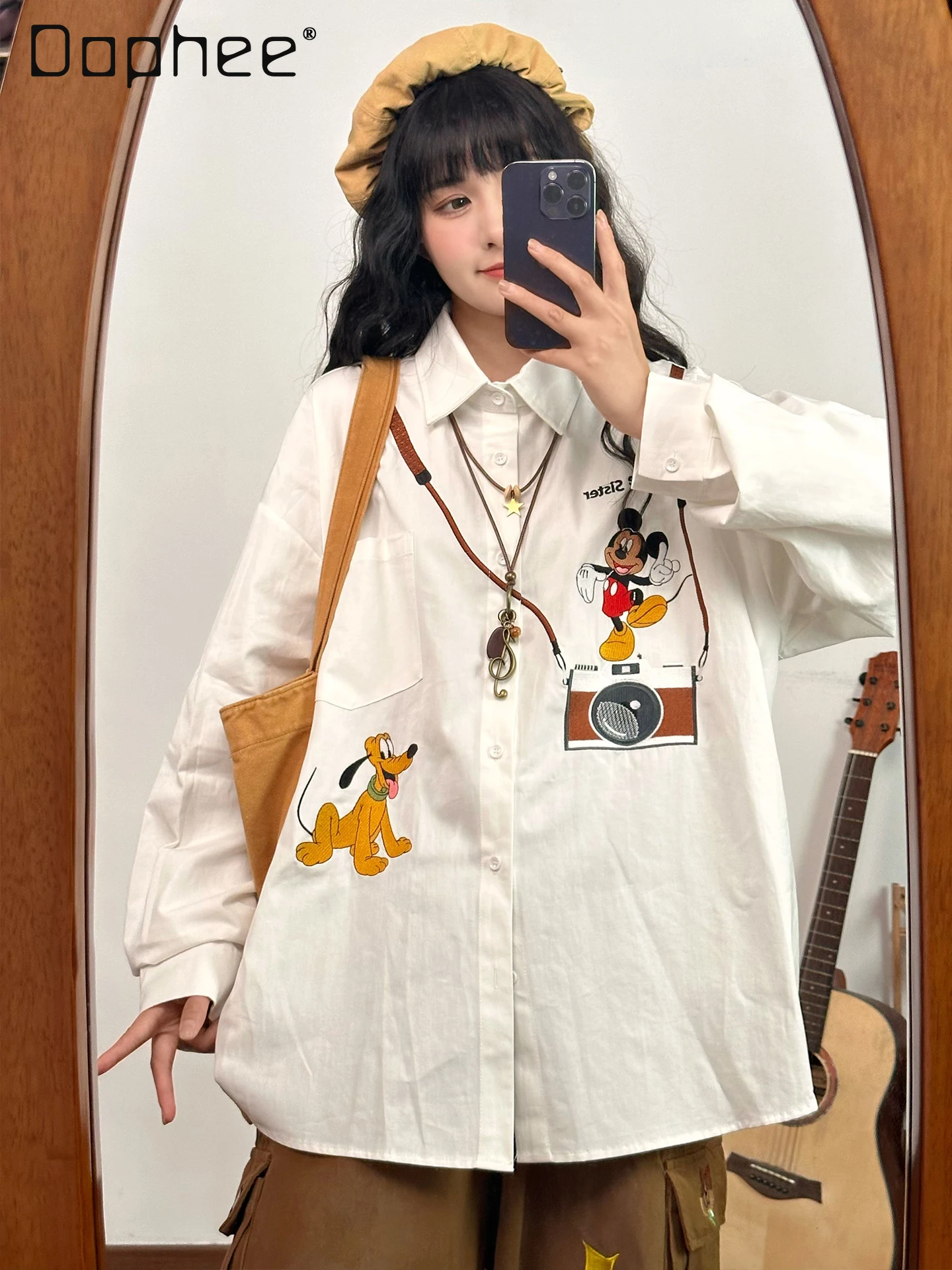 American Retro Design Cartoon Embroidery Long Sleeve Shirt for Women Loose White Top Oversized Mid-length Single-breasted Tops
American Retro Design Cartoon Embroidery Long Sleeve Shirt for Women Loose White Top Oversized Mid-length Single-breasted Tops