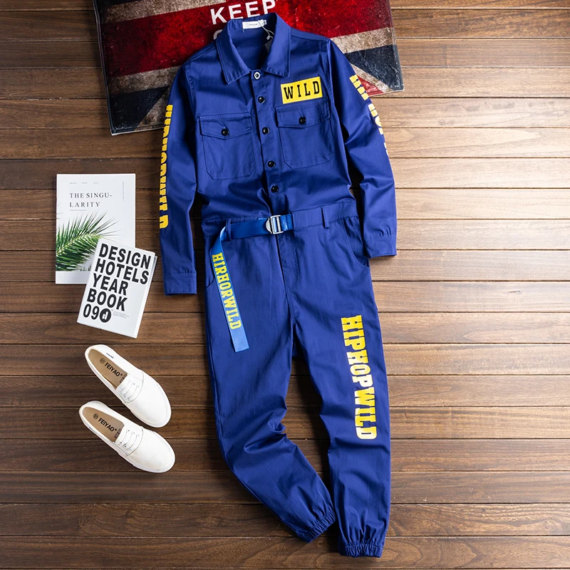 Casual One-Piece Suit Set for Men Couple Performance Clothes Red Color Hooded Jaet And Pants Suitable for Year-End Meetings
Casual One-Piece Suit Set for Men Couple Performance Clothes Red Color Hooded Jaet And Pants Suitable for Year-End Meetings