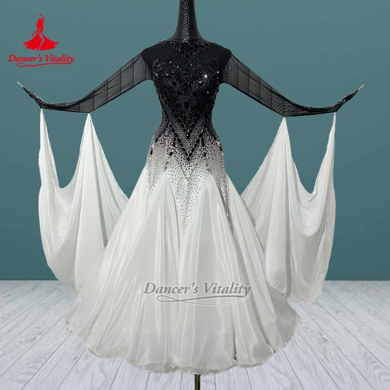Adult Ballroom Round Collar Dancing Outfit Long Sleeves AB Stones V-back Big Swing Dresses High-end Custom Dancer's Vitality
Adult Ballroom Round Collar Dancing Outfit Long Sleeves AB Stones V-back Big Swing Dresses High-end Custom Dancer's Vitality