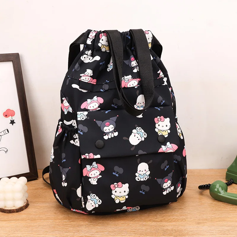 Sanrio для мужчин и женщин kuromi сумка для хранения фитнеса тренировочная школьная сумка на шнурке баскетбольная сумка hello kitty дорожный спортивный рюкзак
Sanrio для мужчин и женщин kuromi сумка для хранения фитнеса тренировочная школьная сумка на шнурке баскетбольная сумка hello kitty дорожный спортивный рюкзак