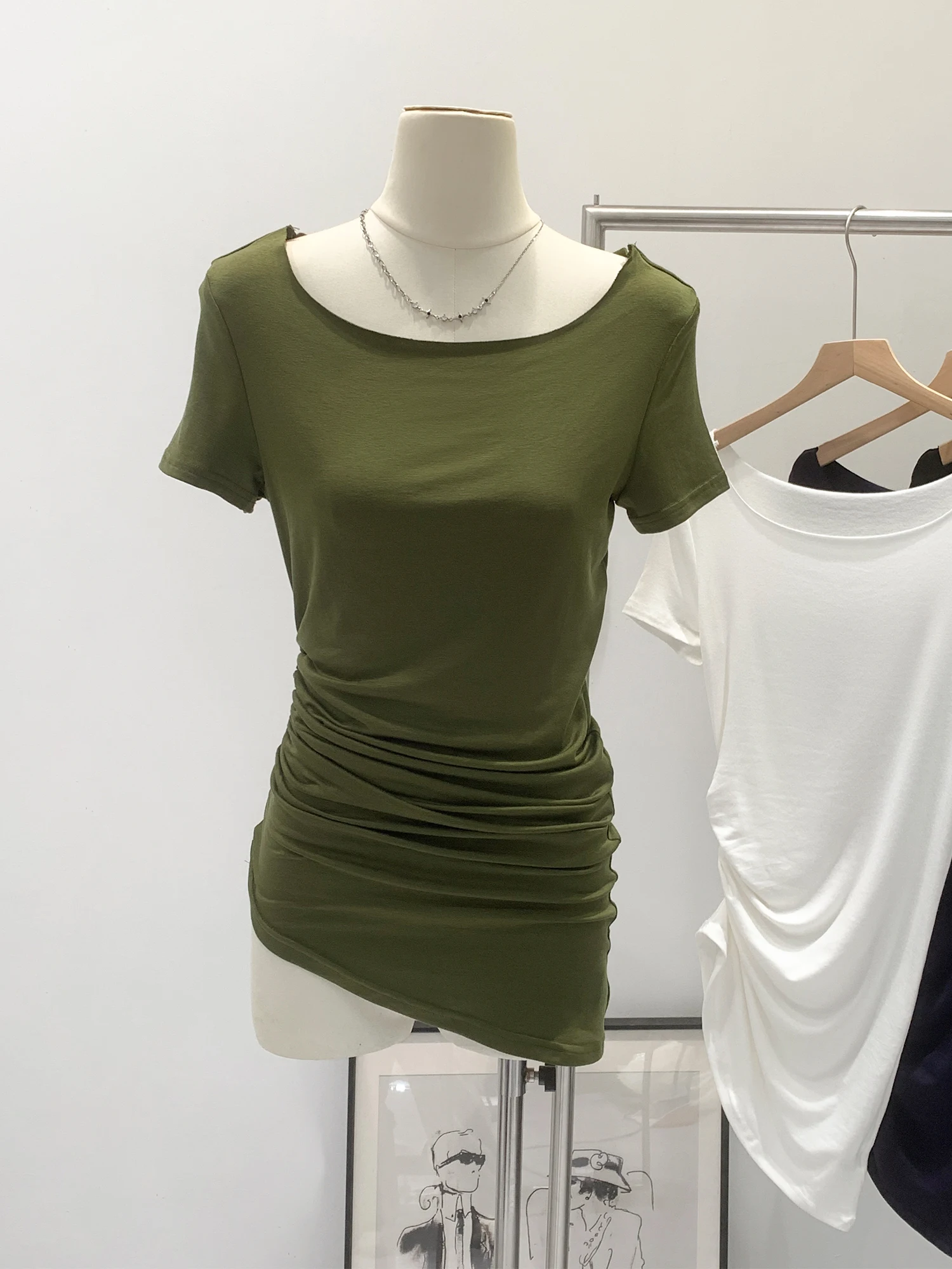 Lacele Tian Silk Wool Pleated T-Shirt Women's Summer New Slim Fit Body Contour mid Length Top Korean Style Commute Fashion
Lacele Tian Silk Wool Pleated T-Shirt Women's Summer New Slim Fit Body Contour mid Length Top Korean Style Commute Fashion