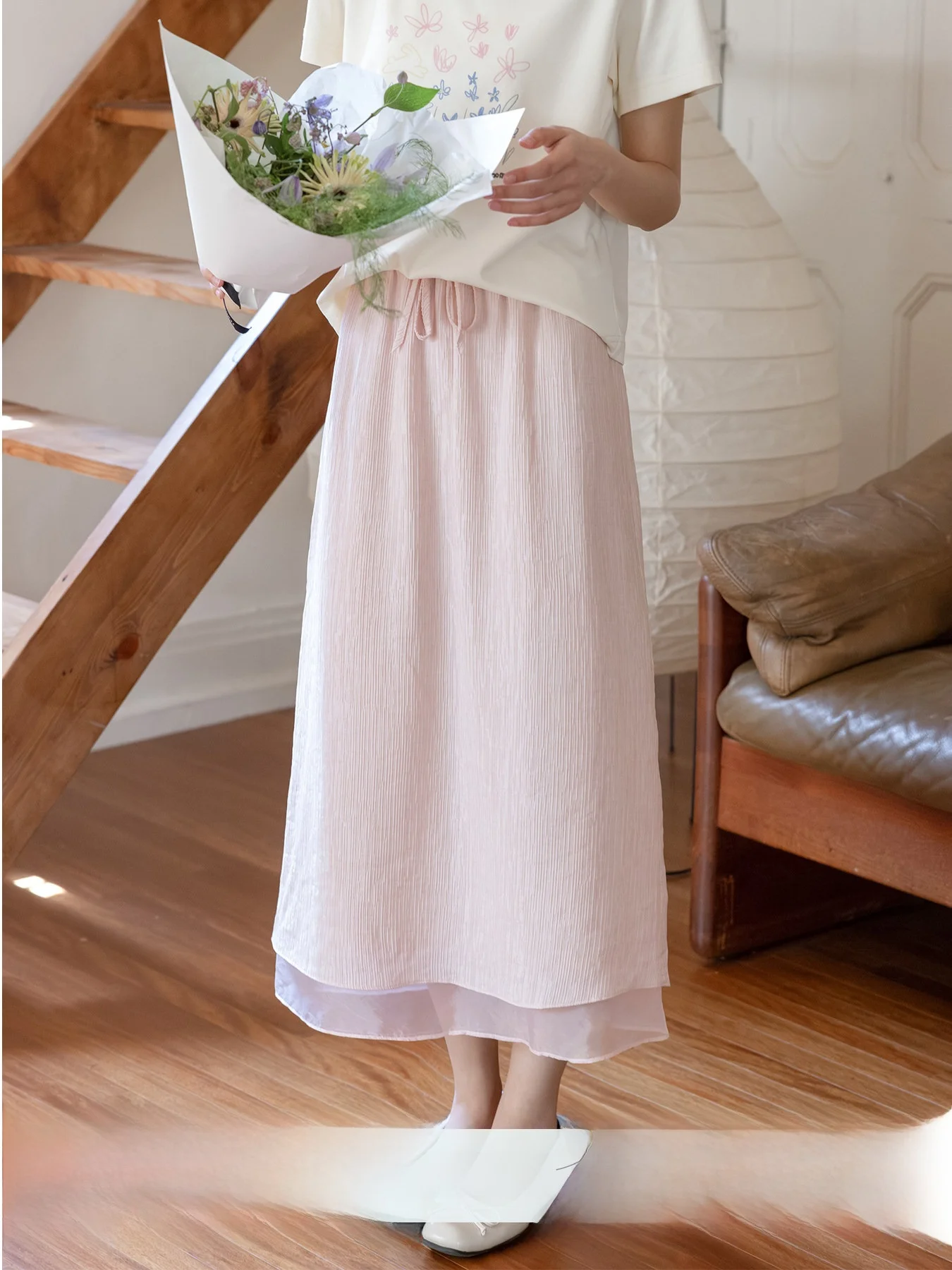 Unique Beautiful Half-length Skirt with Patchwork Design for Women Pink Color Spring Season High-waisted Straight-cut Style
Unique Beautiful Half-length Skirt with Patchwork Design for Women Pink Color Spring Season High-waisted Straight-cut Style