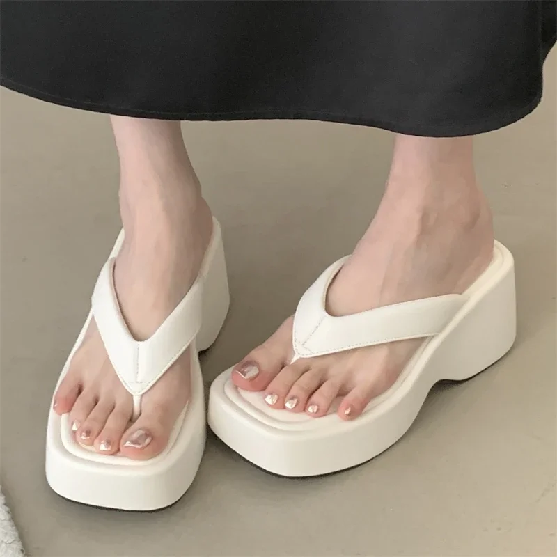 Aneikeh Fashion Thick Heels Flip Flops Clip Platform Wedges Mules Women Beach Slippers Sandals Cozy Leather Slides Shoes Summer
Aneikeh Fashion Thick Heels Flip Flops Clip Platform Wedges Mules Women Beach Slippers Sandals Cozy Leather Slides Shoes Summer