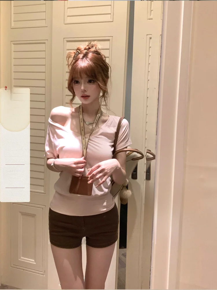 Slim Fit V-Ne ort Sve Basic Color T-irt Women's Summer Top Lazy Didi Oxygen Series Sweet Bean Lyocell Fiber
Slim Fit V-Ne ort Sve Basic Color T-irt Women's Summer Top Lazy Didi Oxygen Series Sweet Bean Lyocell Fiber