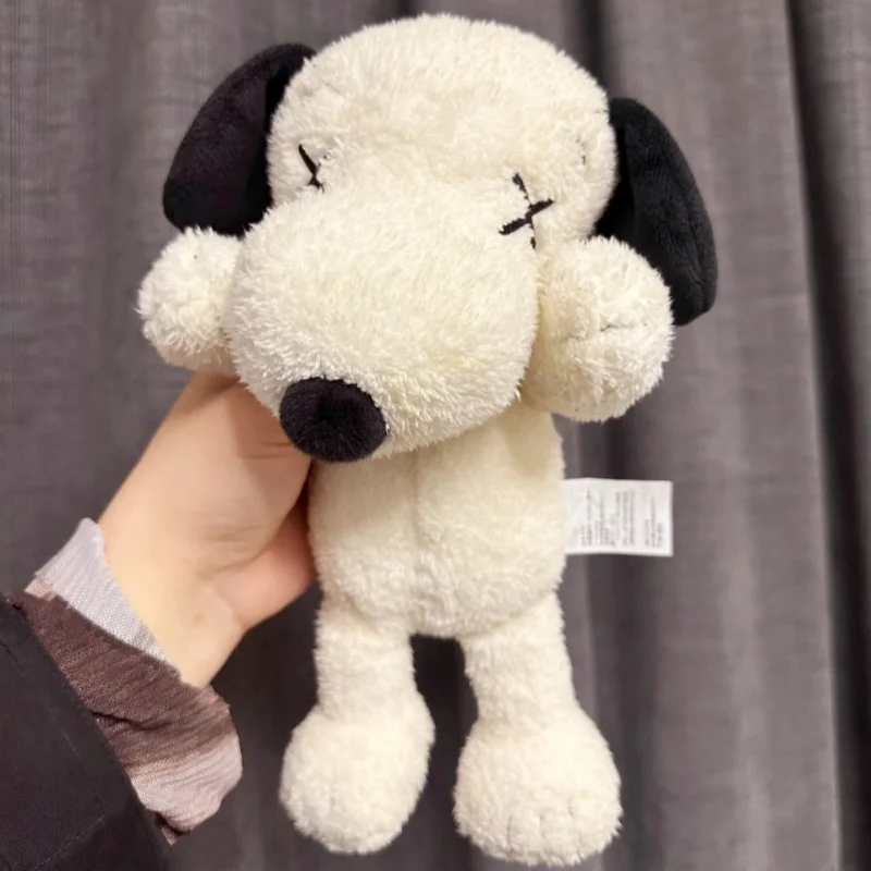 Peanuts cartoon character white-spotted beagle plush toy dreamer children's gift souvenir
Peanuts cartoon character white-spotted beagle plush toy dreamer children's gift souvenir