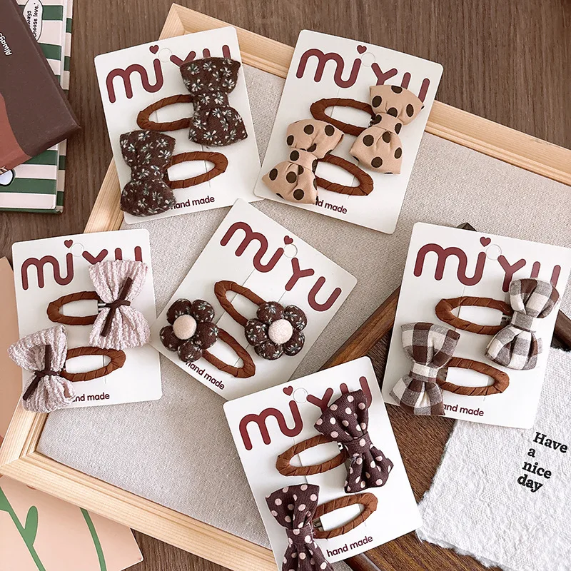 Korean Bows Hair Clips Autumn Winter Baby Girls Hair Accessories Fabric Flower Bang BB Clip Brown Sweet Kids Headwear
Korean Bows Hair Clips Autumn Winter Baby Girls Hair Accessories Fabric Flower Bang BB Clip Brown Sweet Kids Headwear