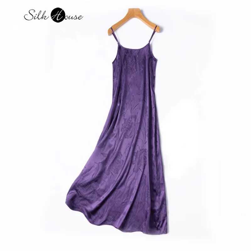 Luxury 100% Natural Mulberry Silk Relief GuanLe Satin Adjustable Extended Strap Women's Fashion Purple Party Dress
Luxury 100% Natural Mulberry Silk Relief GuanLe Satin Adjustable Extended Strap Women's Fashion Purple Party Dress