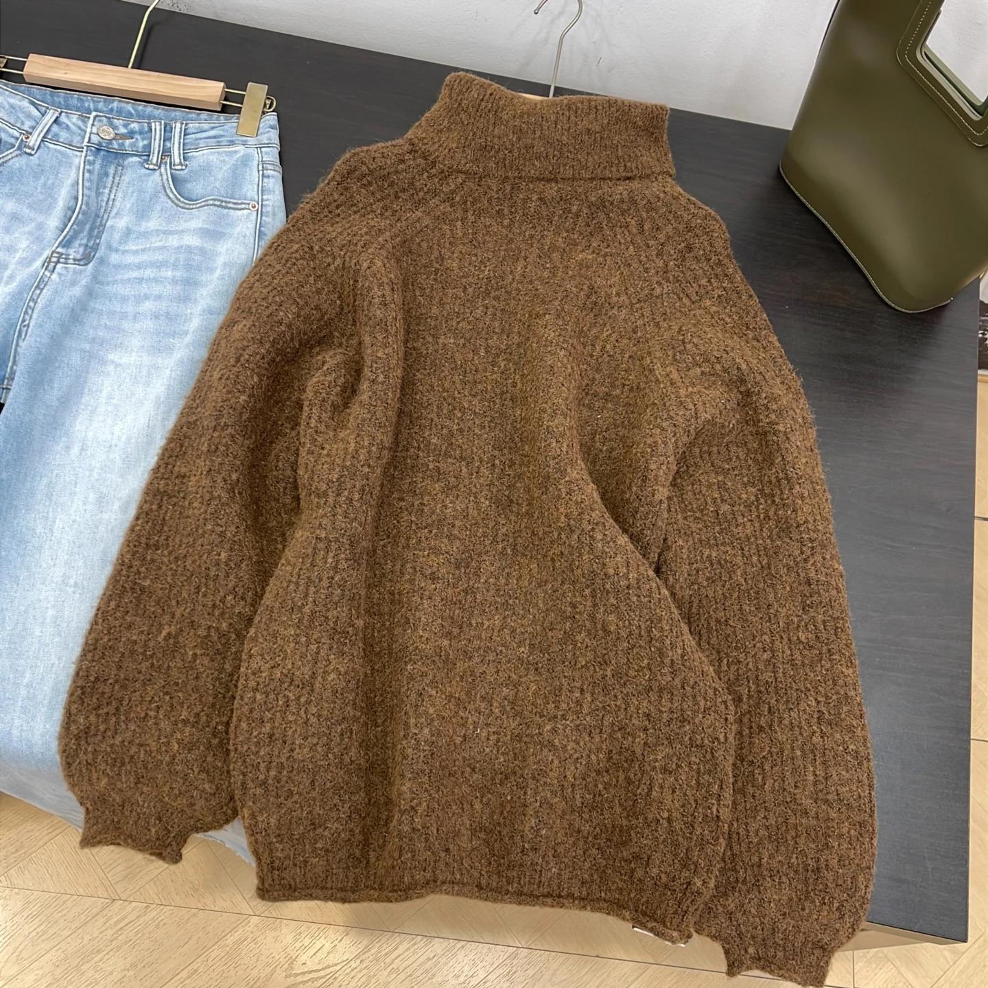 Thi Warm Women's Knitwear Sweater Straight Tube Sle Autumn Winter Faion Slimming Overhead Long Sve Sweet Sle
Thi Warm Women's Knitwear Sweater Straight Tube Sle Autumn Winter Faion Slimming Overhead Long Sve Sweet Sle