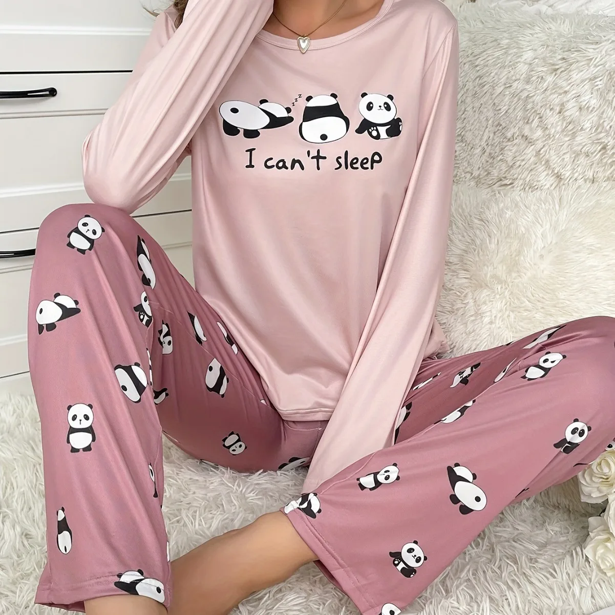 Fall and Winter Women's Models in Europe and the United States Home Wear Pajamas Suit Cartoon Long-Sleeved Pajamas Home Wear
Fall and Winter Women's Models in Europe and the United States Home Wear Pajamas Suit Cartoon Long-Sleeved Pajamas Home Wear