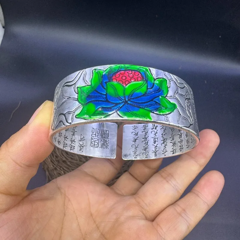 Vintage Chinese Enamel Silver Bangle, Handmade Lotus Heart Sutra Design Solid Open Bracelet Jewelry
Vintage Chinese Enamel Silver Bangle, Handmade Lotus Heart Sutra Design Solid Open Bracelet Jewelry