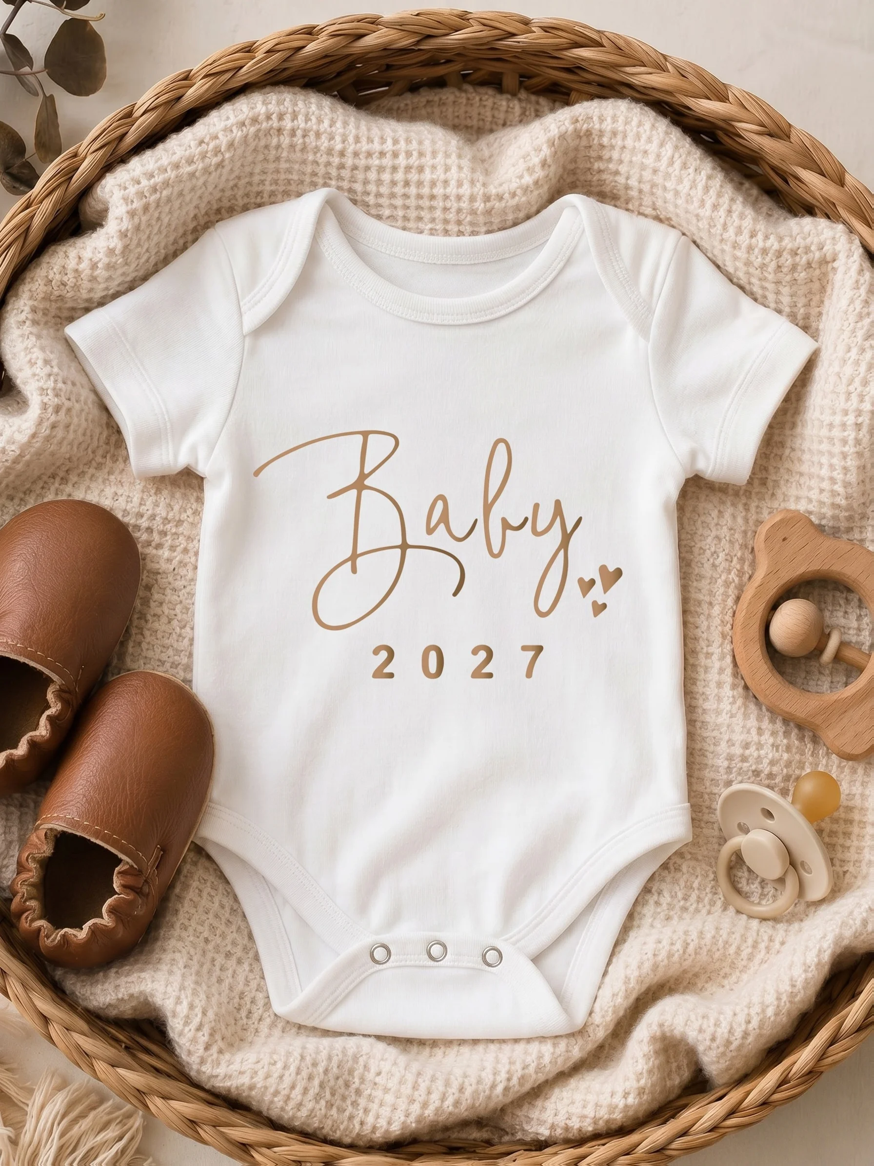 2027 Newborn Triangle Onesie For Boys And Girls, 100% Cotton, Letter Print, Comfortable Short-Sleeve Romper, Infant Clothing
2027 Newborn Triangle Onesie For Boys And Girls, 100% Cotton, Letter Print, Comfortable Short-Sleeve Romper, Infant Clothing