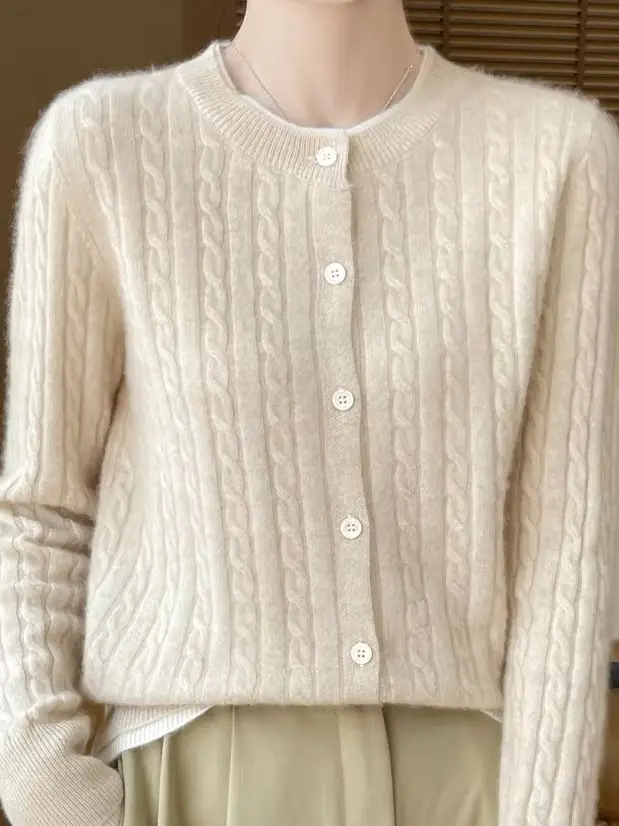 2026 M.Chic Women's Spring Autumn Contrasting Color Twisted Sweater 100% Merino Wool Knitted Cardigan Preppy Style Casual Tops
2026 M.Chic Women's Spring Autumn Contrasting Color Twisted Sweater 100% Merino Wool Knitted Cardigan Preppy Style Casual Tops