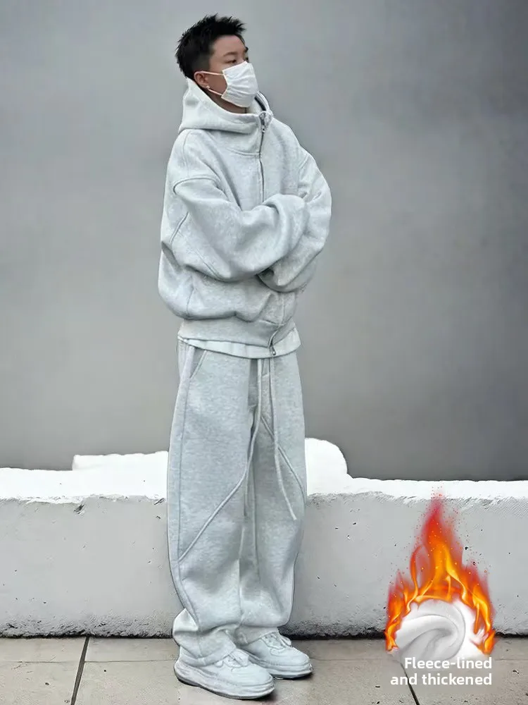 Мужской зимний спортивный костюм с начесом: худи и брюки, свободный крой, улучшенная модель, защита от катышков
Мужской зимний спортивный костюм с начесом: худи и брюки, свободный крой, улучшенная модель, защита от катышков