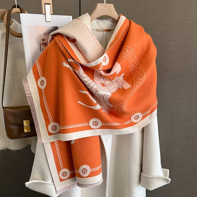 Solid color new fashion pony temperament scarf women's winter thickened student warm scarf shawl FYR-18-
Solid color new fashion pony temperament scarf women's winter thickened student warm scarf shawl FYR-18-