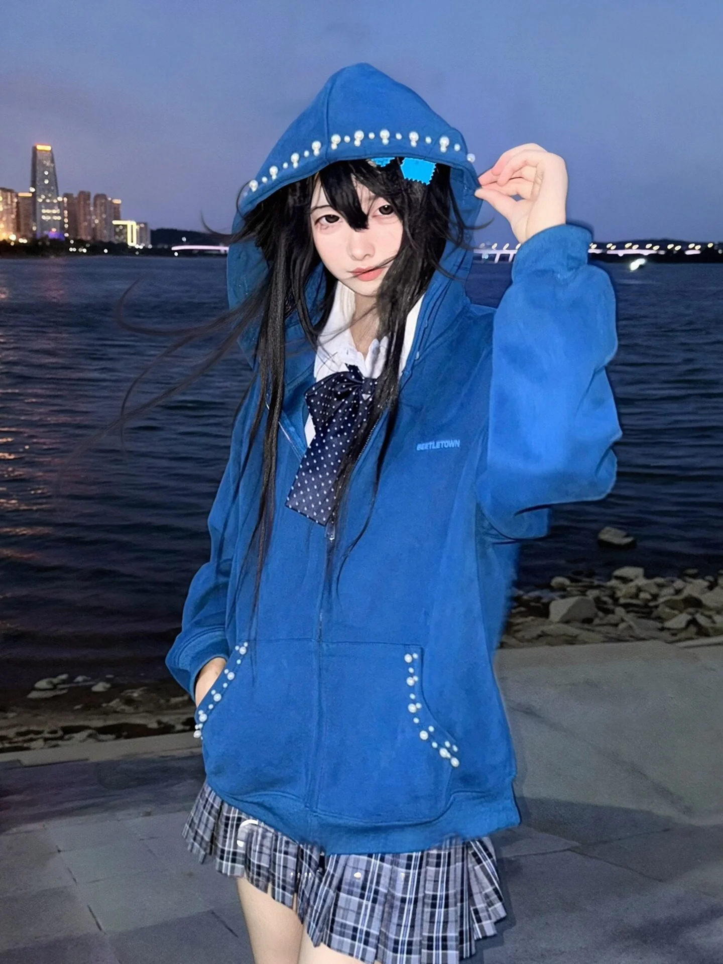 Американский уличный стиль: женская толстовка-кардиган с жемчужной отделкой, свободный крой, для ранней весны, повседневная, унисекс, плотная ткань
Американский уличный стиль: женская толстовка-кардиган с жемчужной отделкой, свободный крой, для ранней весны, повседневная, унисекс, плотная ткань