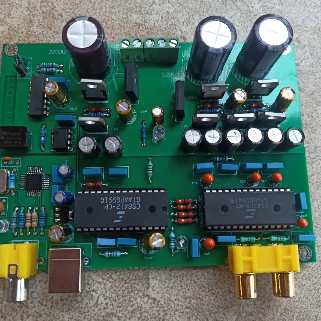 CS4328 decoding board /pcm2706+cs8412+cs4328 structure supports USB or coaxial input,Using 317,337 and voltage regulator
CS4328 decoding board /pcm2706+cs8412+cs4328 structure supports USB or coaxial input,Using 317,337 and voltage regulator